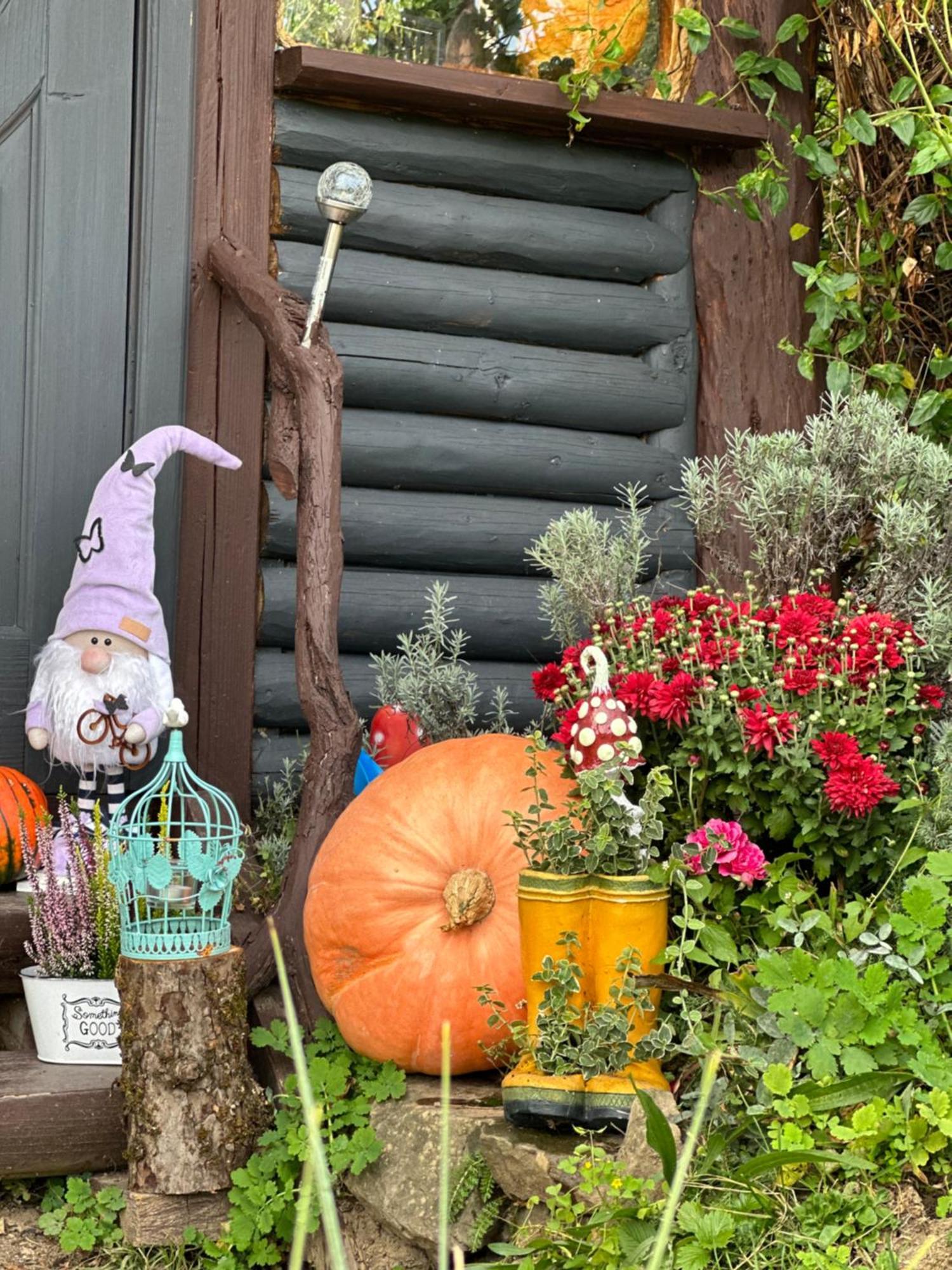 Казковий Дім Та Garden Два Будиночки В Горах З Чаном-Джакузі Slavske Bagian luar foto